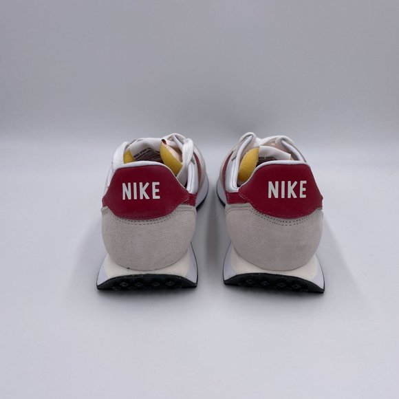 Nike Waffle Trainer 2 White / Gym Red - Black Womens Shoes - Picture 4 of 8